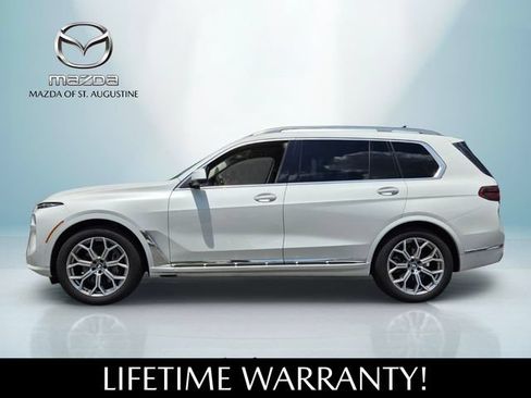 Used 2025 BMW X7 xDrive40i w/ Premium Package AWD/4WD image 3