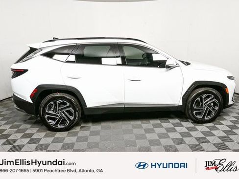 Certified 2025 Hyundai Tucson Limited image 2