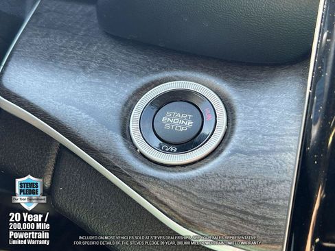 Used 2023 Jeep Grand Cherokee L Limited w/ Luxury Tech Group II RWD image 21