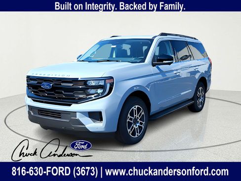 New 2026 Ford Expedition Active AWD/4WD image 1