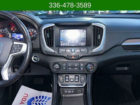 Used 2020 GMC Terrain SLE w/ Elevation Edition image 19