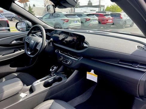 New 2026 Buick Envista Preferred w/ Convenience I Package FWD image 23