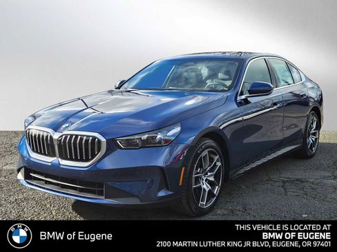 New 2026 BMW 530i xDrive w/ Premium Package image 7