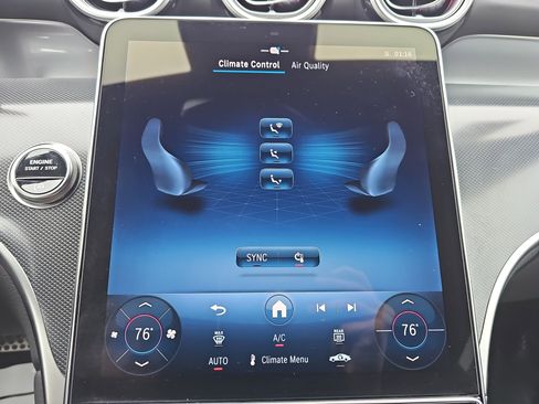 Certified 2025 Mercedes-Benz GLC 300 4MATIC image 23