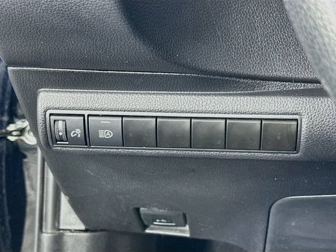 Used 2024 Toyota Corolla LE FWD image 10