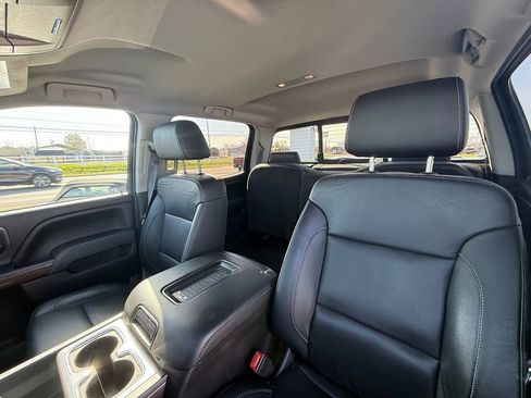 Used 2016 GMC Sierra 2500 SLT w/ Duramax Plus Package image 13