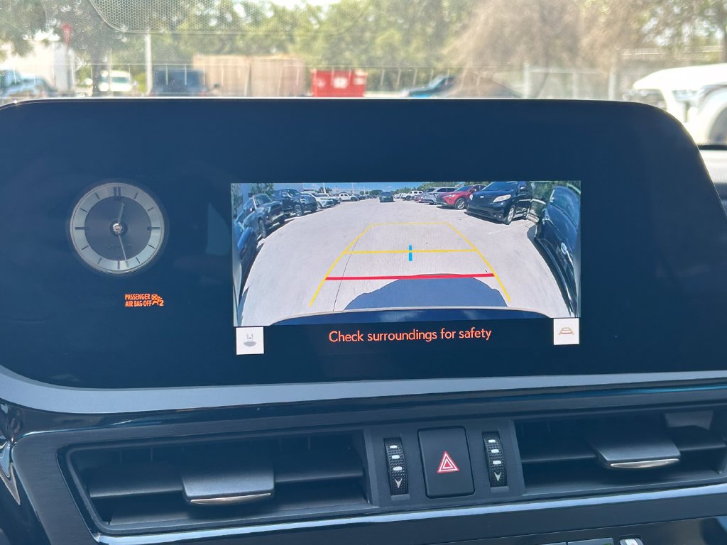 Used 2025 Lexus ES 350 w/ Premium Package FWD image 33