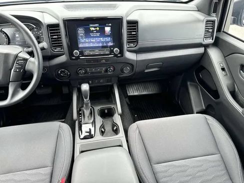 Used 2023 Nissan Frontier SV w/ Midnight Edition Package AWD/4WD image 16
