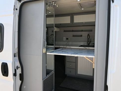 Used 2019 RAM ProMaster 2500 w/ Interior Convenience Group FWD image 16