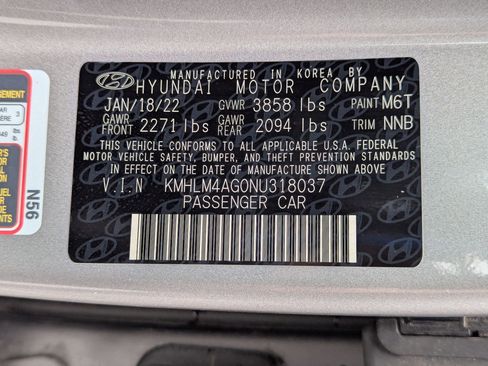 Used 2022 Hyundai Elantra SEL image 32