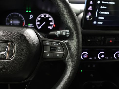 New 2027 Honda HR-V LX image 17
