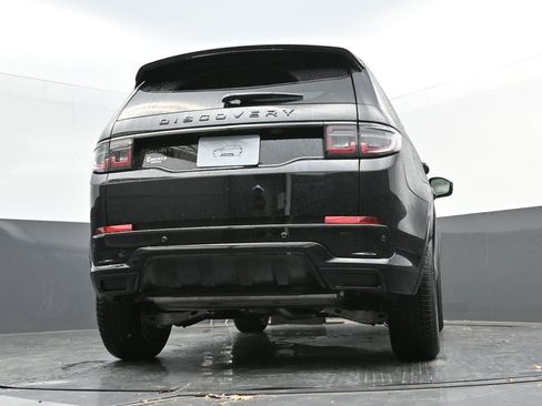 Used 2025 Land Rover Discovery Sport Dynamic SE image 31