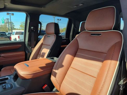 New 2026 GMC Sierra 2500 Denali Ultimate image 13