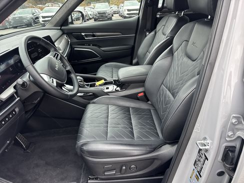 Certified 2025 Kia Telluride SX Prestige X-Line image 9