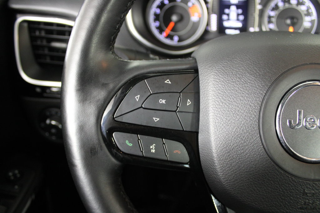 Used 2021 Jeep Cherokee Latitude Plus FWD image 23