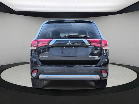 Used 2016 Mitsubishi Outlander SEL AWD/4WD image 7