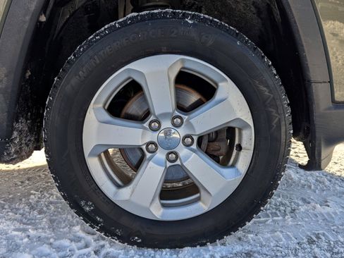 Used 2019 Jeep Compass Latitude image 8