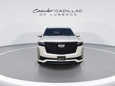 Used 2021 Cadillac Escalade Sport Platinum w/ Heavy-Duty Trailer Package AWD/4WD image 3