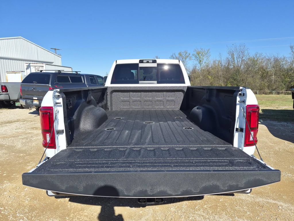 New 2026 RAM 3500 Tradesman AWD/4WD image 9