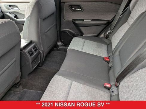 Certified 2021 Nissan Rogue SV image 30