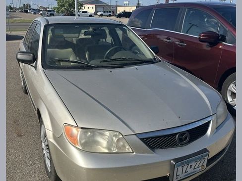 Used 2002 MAZDA Protege FWD image 1