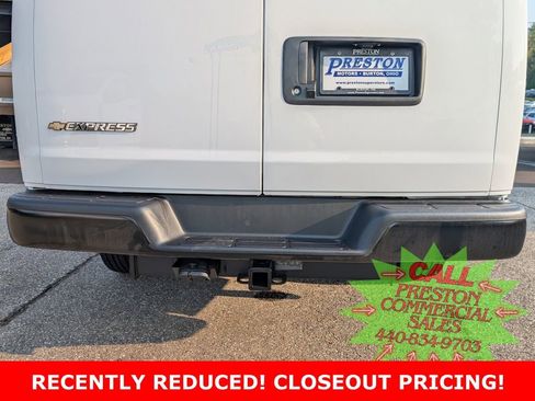 New 2025 Chevrolet Express 2500 w/ Driver Convenience Package RWD image 21