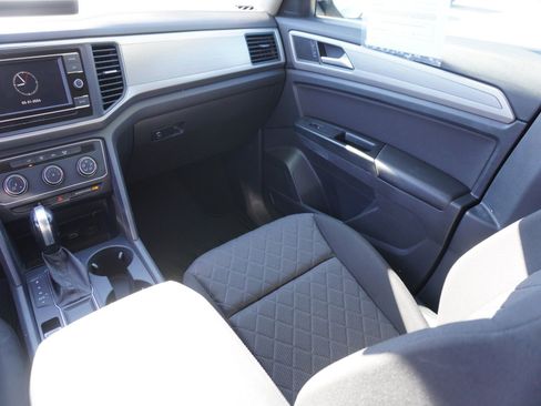 Used 2018 Volkswagen Atlas S FWD image 15