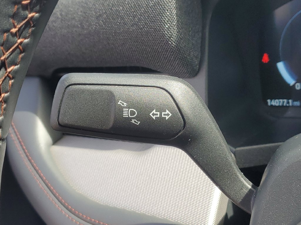 Certified 2025 Ford Explorer Active AWD/4WD image 24