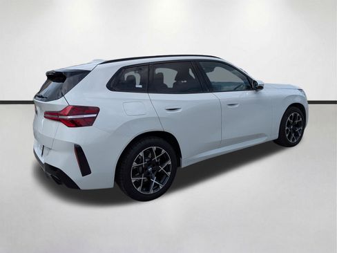 Used 2025 BMW X3 xDrive30i w/ Premium Package AWD/4WD image 4