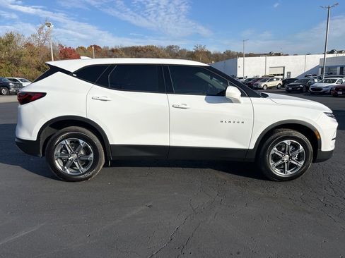 New 2026 Chevrolet Blazer LT w/ LPO, Floor Liner Package AWD/4WD image 4