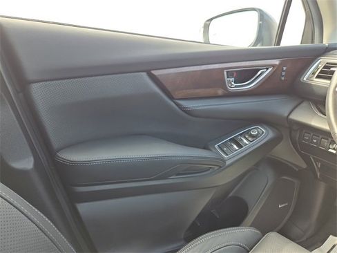 Used 2024 Subaru Ascent Touring image 17