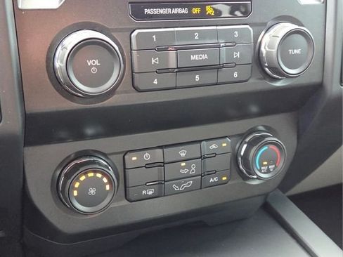Used 2019 Ford F150 XL w/ Equipment Group 101A Mid RWD image 26