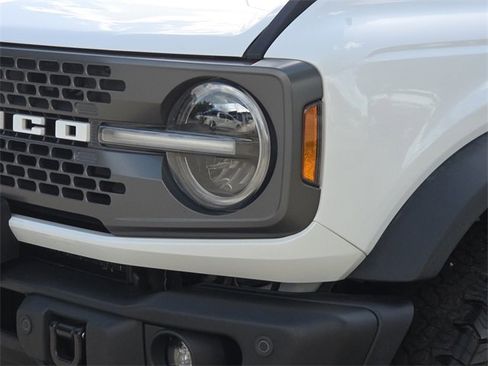 Certified 2022 Ford Bronco Badlands image 4