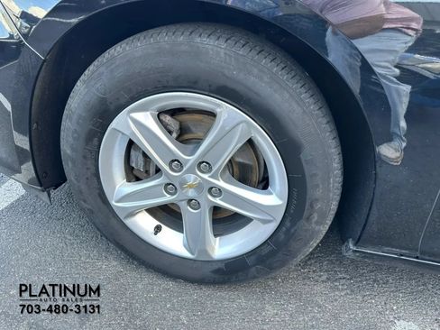 Used 2023 Chevrolet Malibu LS FWD image 22