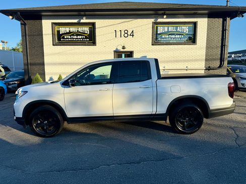 Used 2023 Honda Ridgeline Black Edition image 2