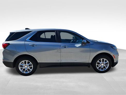 Used 2024 Chevrolet Equinox LT image 5