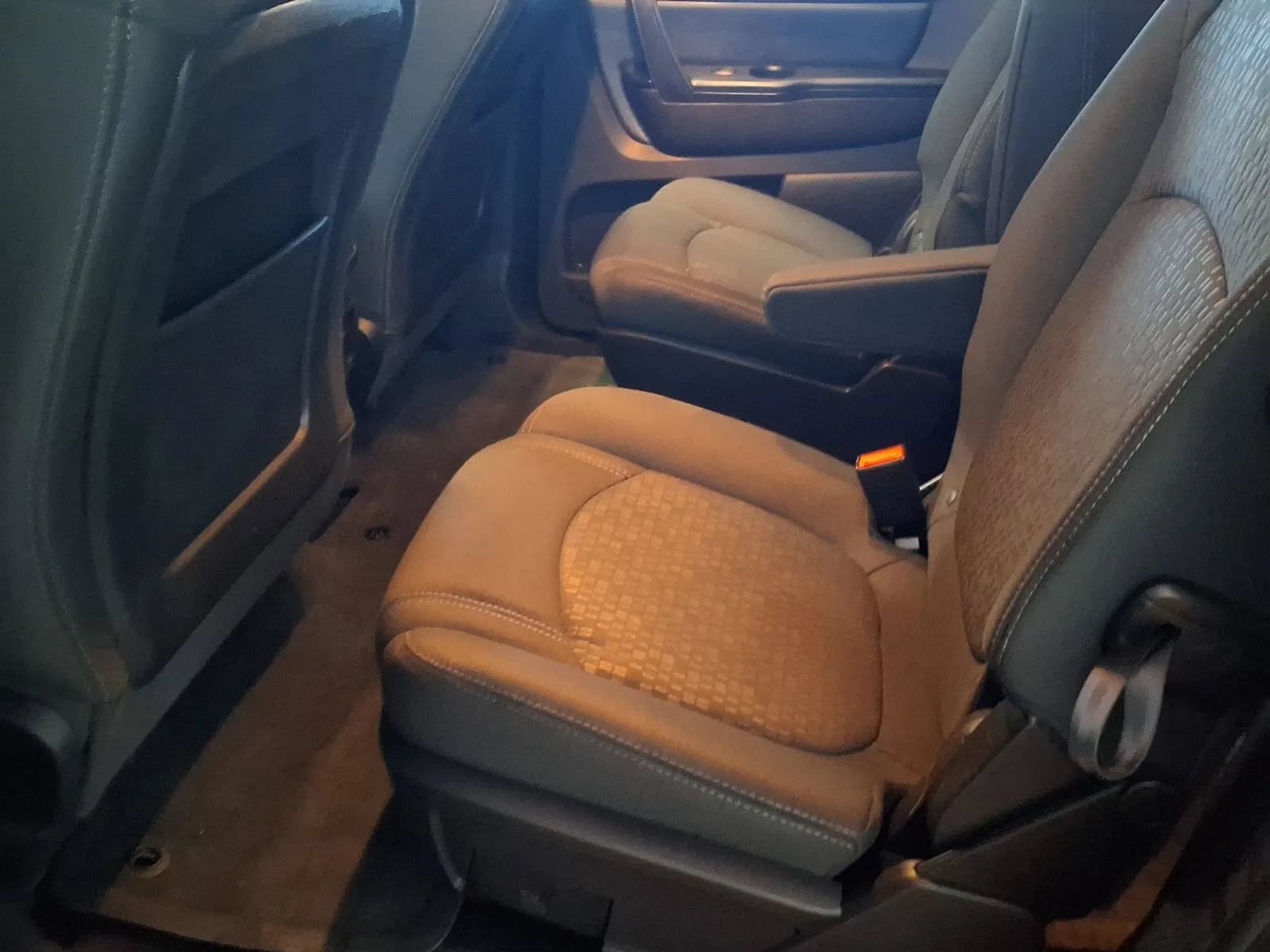 Used 2014 GMC Acadia SLE AWD/4WD image 14
