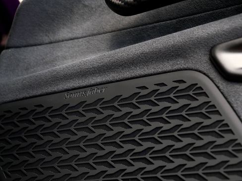Used 2025 Lamborghini Revuelto AWD/4WD image 29
