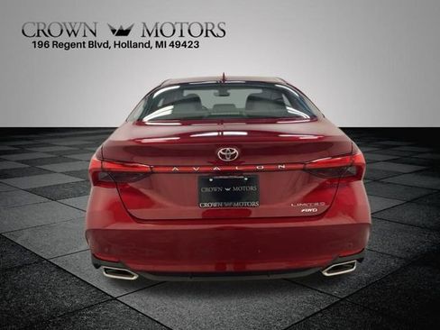 Used 2021 Toyota Avalon Limited w/ Advanced Safety Package image 5