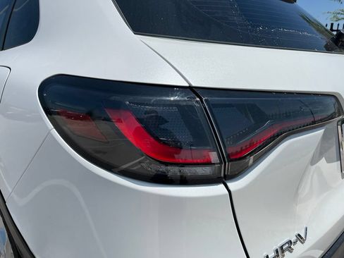 Certified 2025 Honda HR-V LX image 7