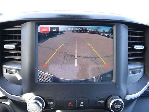 Used 2024 RAM 3500 Big Horn image 27