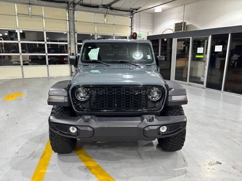 Used 2024 Jeep Wrangler Unlimited Sport AWD/4WD image 3