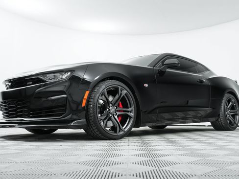 Used 2022 Chevrolet Camaro SS RWD image 88