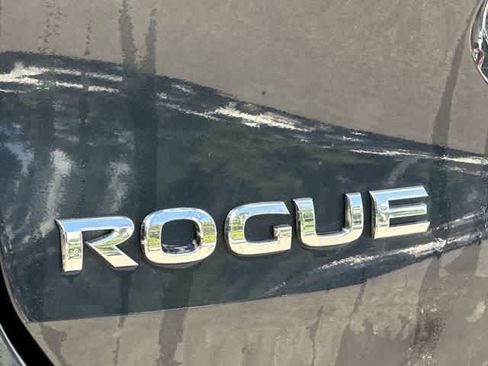 Used 2016 Nissan Rogue S AWD/4WD image 17