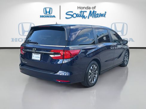 Certified 2023 Honda Odyssey EX-L image 7