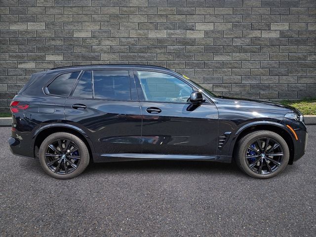 Used 2024 BMW X5 xDrive40i w/ M Sport Package AWD/4WD image 7