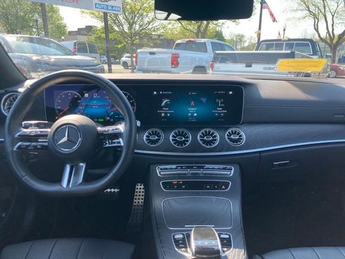 Used 2023 Mercedes-Benz E 450 4MATIC Cabriolet image 8
