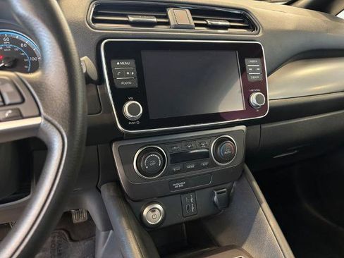 Certified 2023 Nissan Leaf S image 19