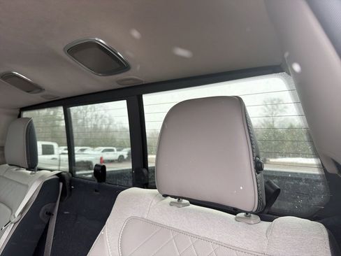 Used 2024 RAM 1500 Limited image 13