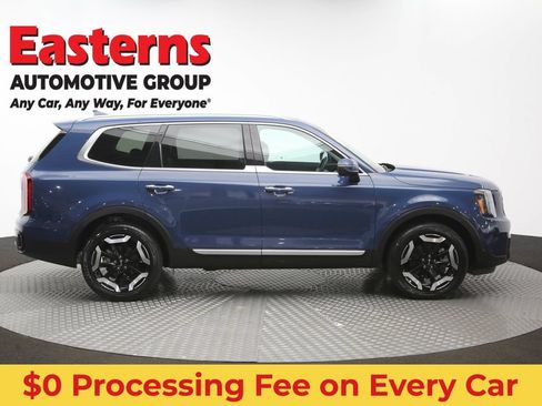 Used 2025 Kia Telluride S FWD image 47